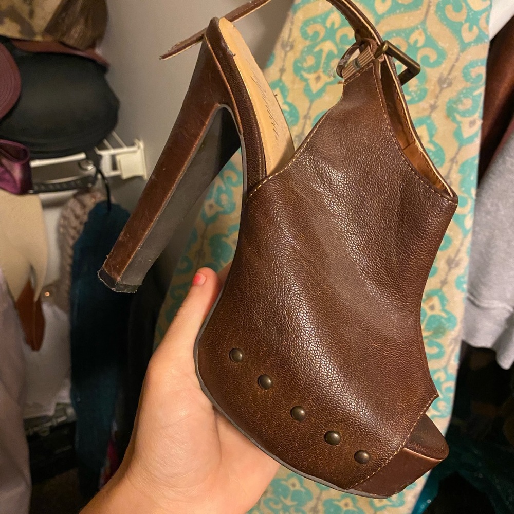 Boutique heels